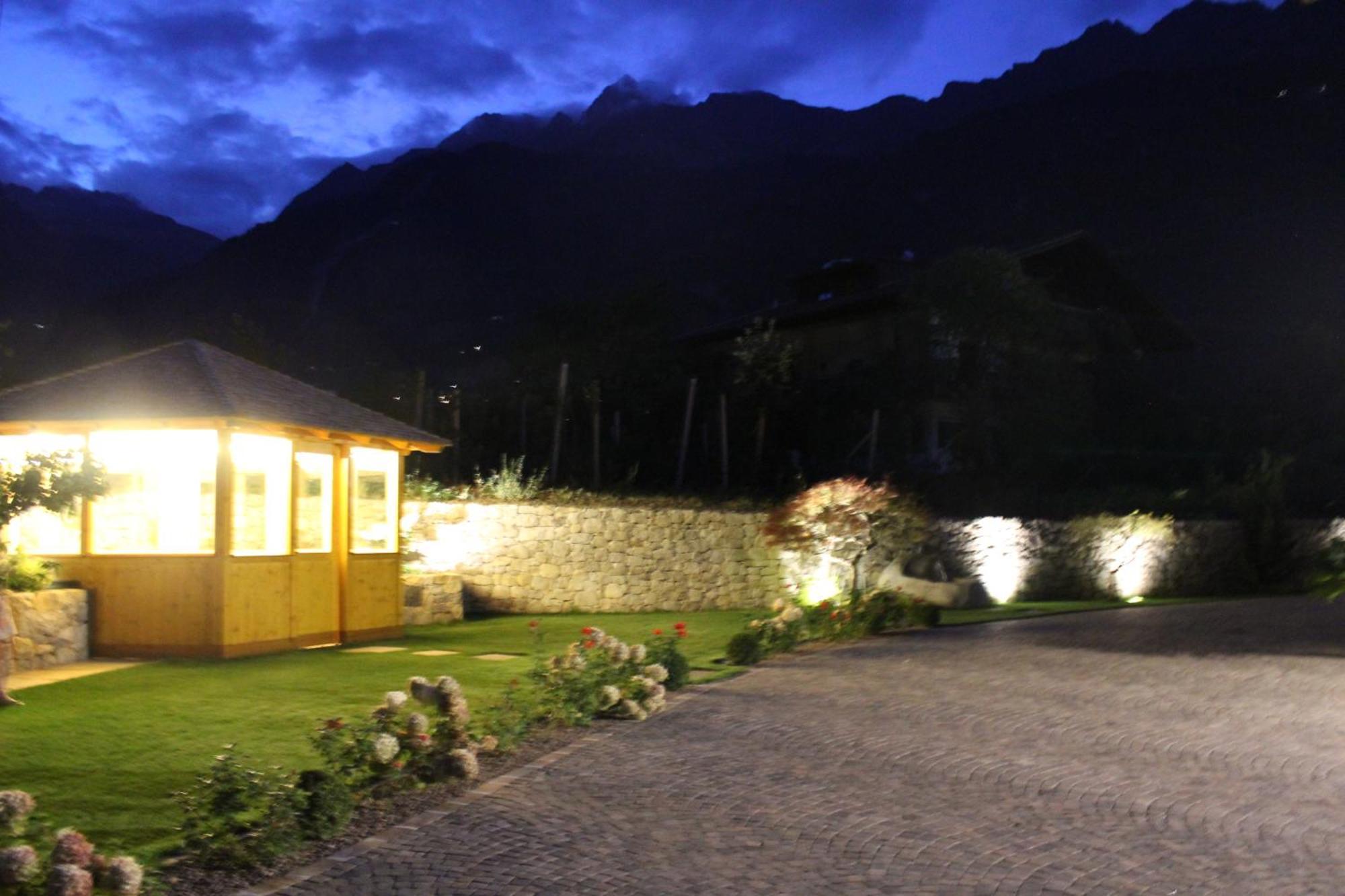 Appartementhaus Tratter Lagundo Kültér fotó