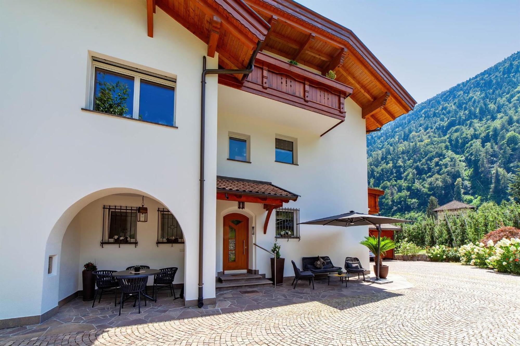 Appartementhaus Tratter Lagundo Kültér fotó