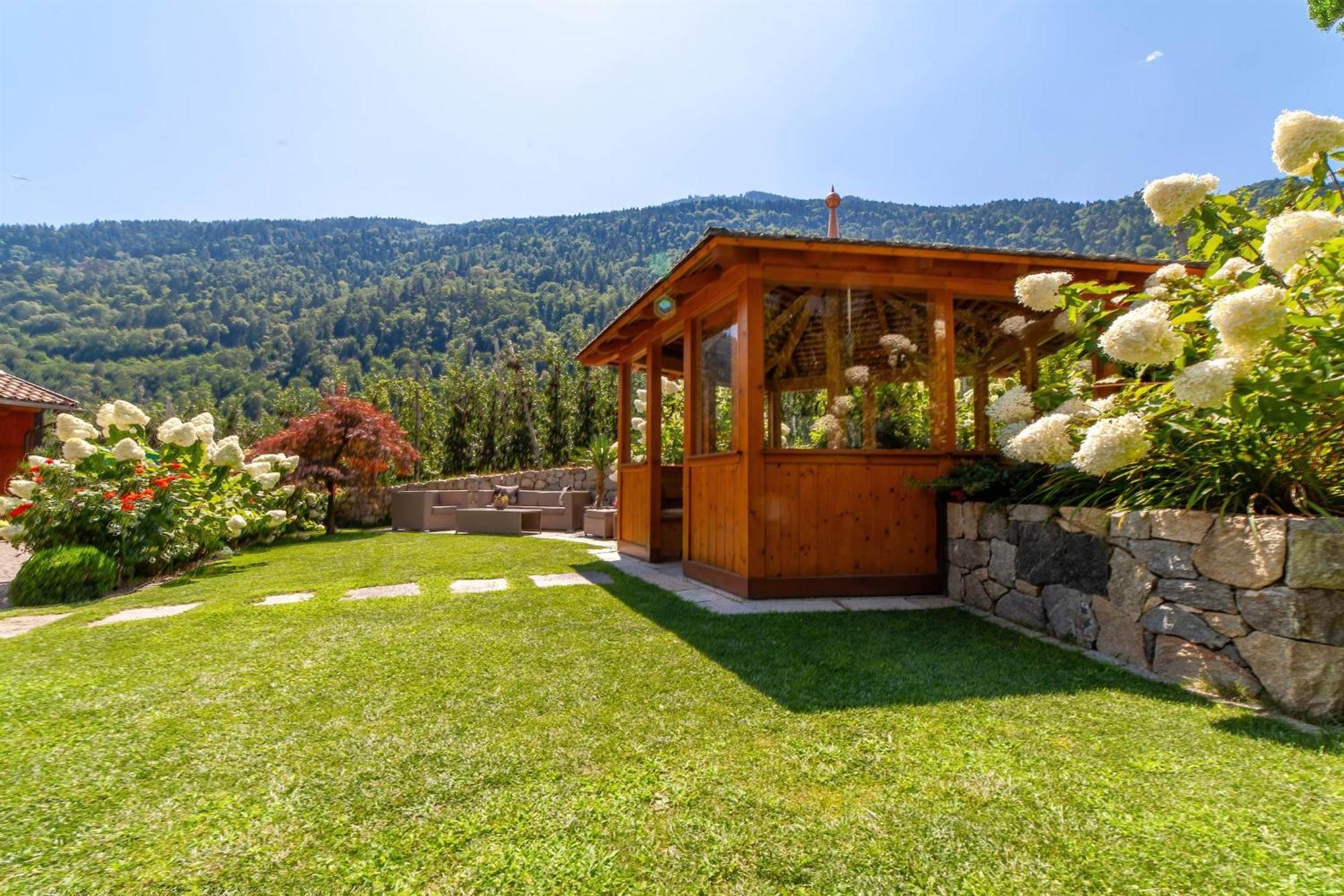 Appartementhaus Tratter Lagundo Kültér fotó